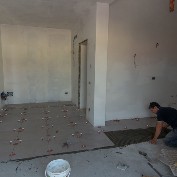 Pavimentazioni in parquet e piastrelle